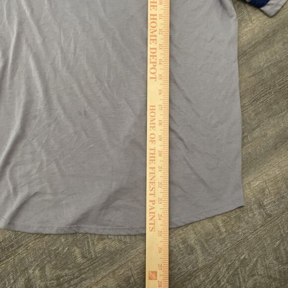 Walt Disney World 50TH Anniversary Minnie Mouse V-neck T-shirt Size Medium - Picture 5 of 9